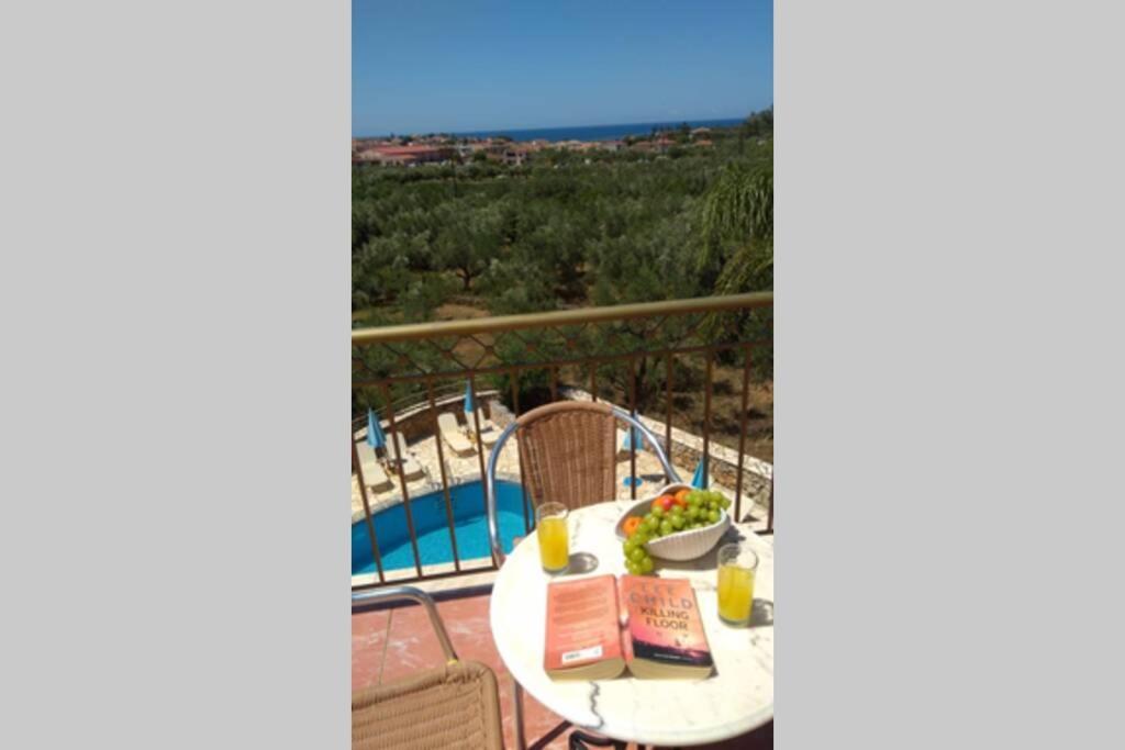 Markos Apartments 1 Stoupa Bagian luar foto